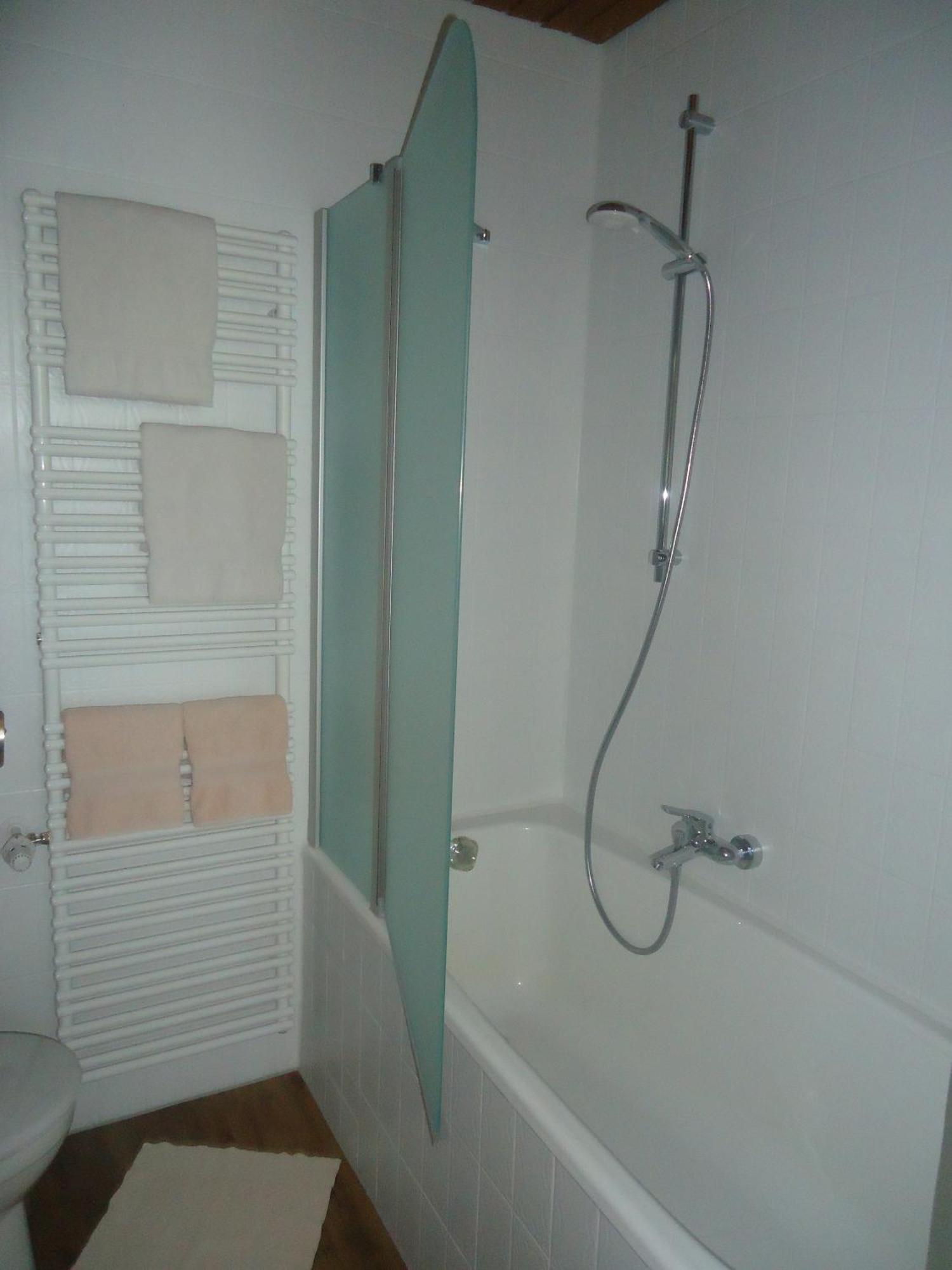 Hotel Boarding House Hohenwart Fuchstal Ruang foto