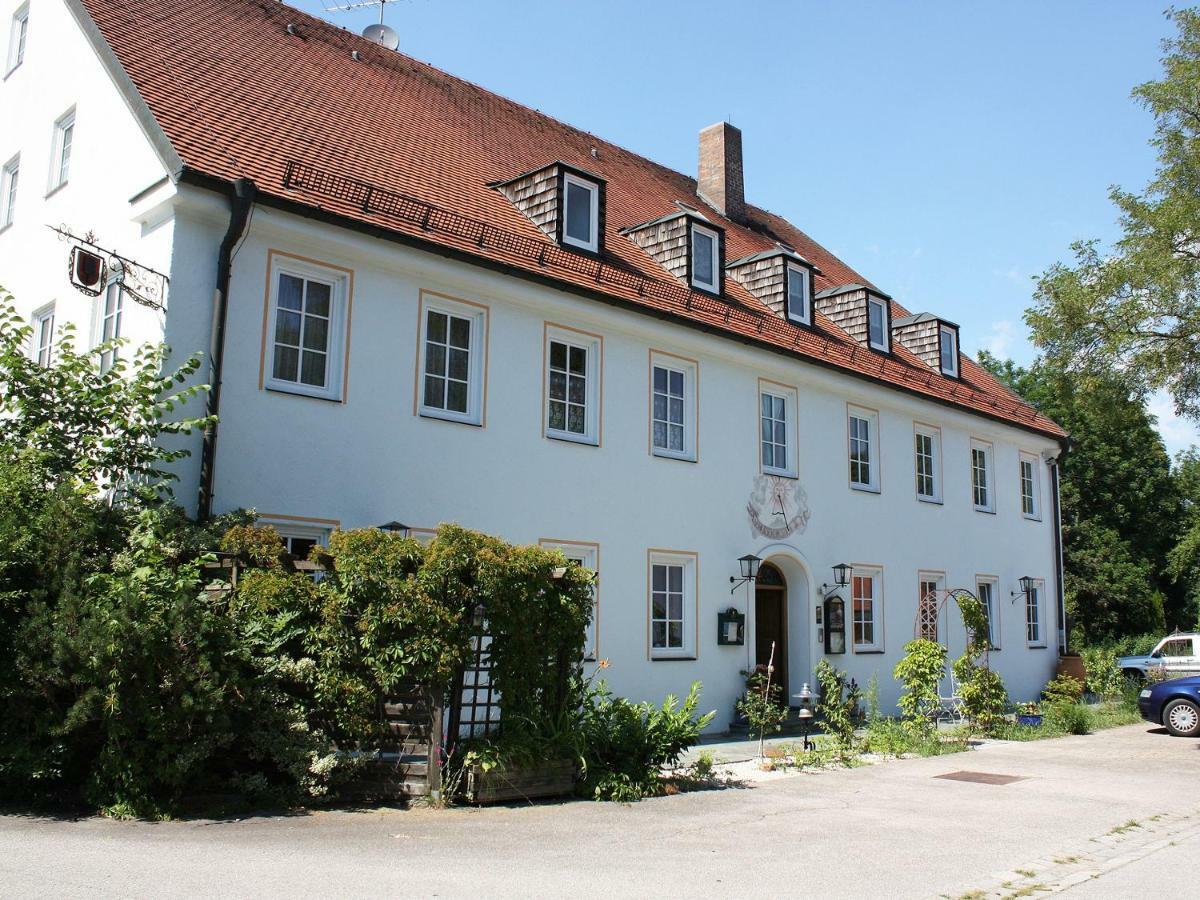 Hotel Boarding House Hohenwart Fuchstal Bagian luar foto